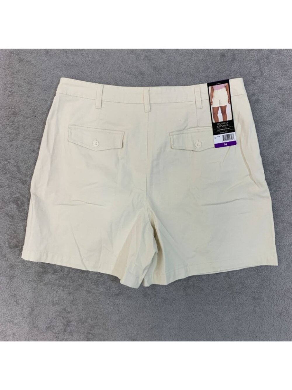 NWT Banana Republic Women's 14 Beige Tan Pleat Front Chino Shorts 5.5" Inseam - Picture 2 of 11